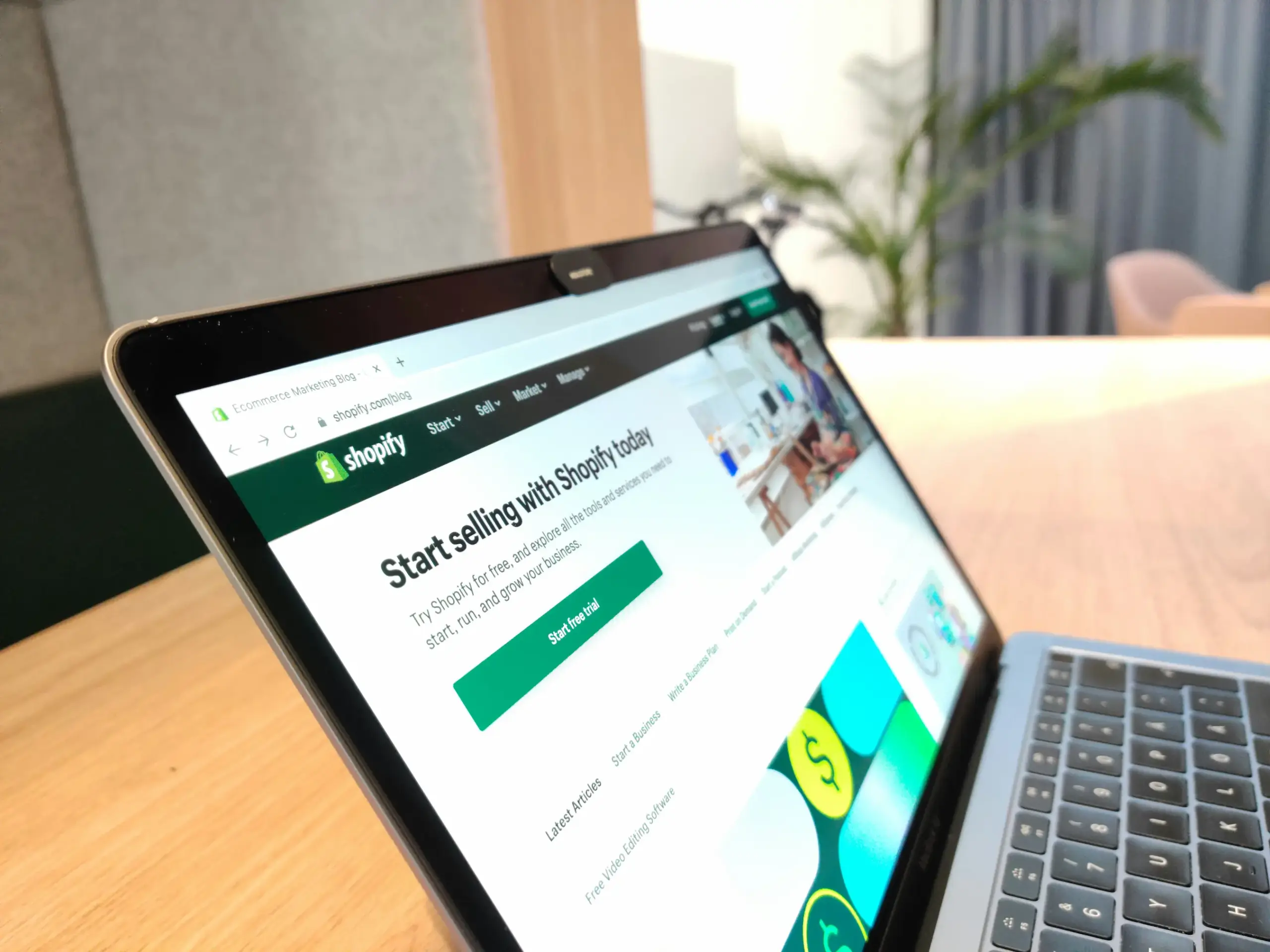 Ordenador e-commerce